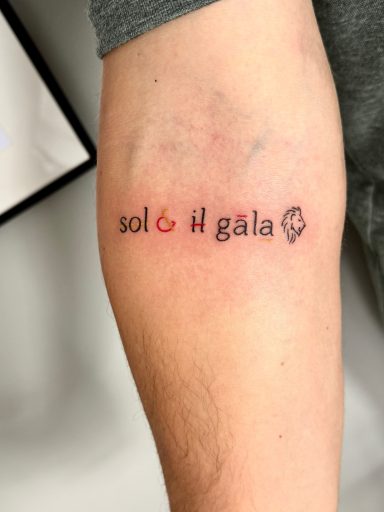 Fineline Tattoo